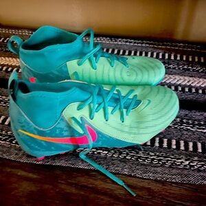 Nike Adults Phantom Luna II Academy LV8 FG/MG Soccer Cleats- teal blue pink M6.5